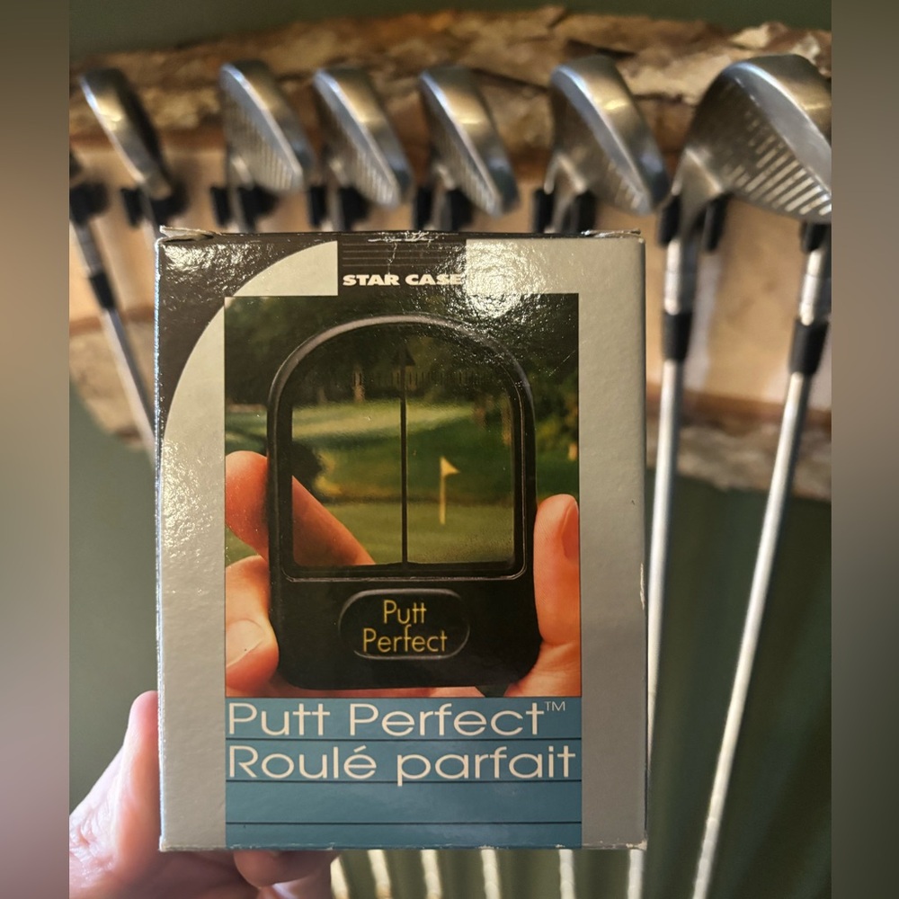 Star Case Putt Perfect Golf Training Aid